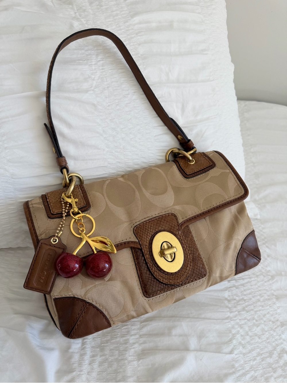 Vintage  Coach Peyton Signature Sateen Flap Shoulder Bag w/Gold Hardware